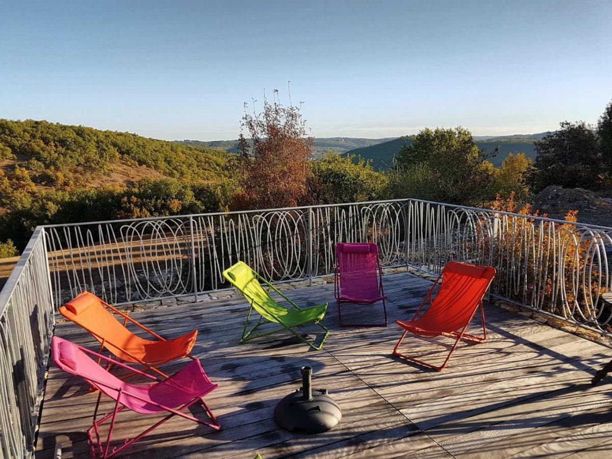 La Roulotte Clerelu - Du Domaine Des Ramonets Guest House Кахор Екстериор снимка